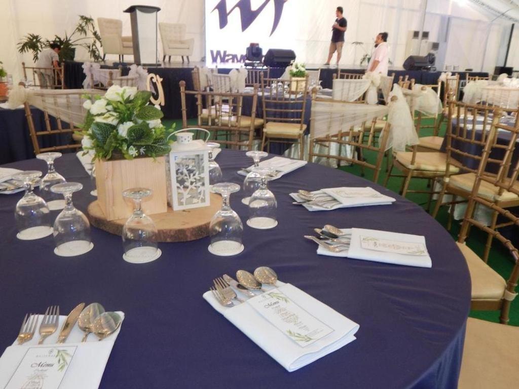 Whitewoods Convention And Leisure Hotel Silang Bagian luar foto
